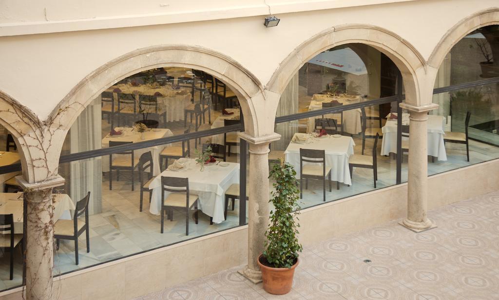 Trh Ciudad De Baeza Hotel Екстериор снимка